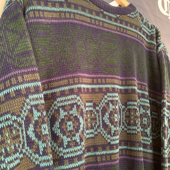 Vintage Pattern Christmas Sweater - Picture 3 of 6